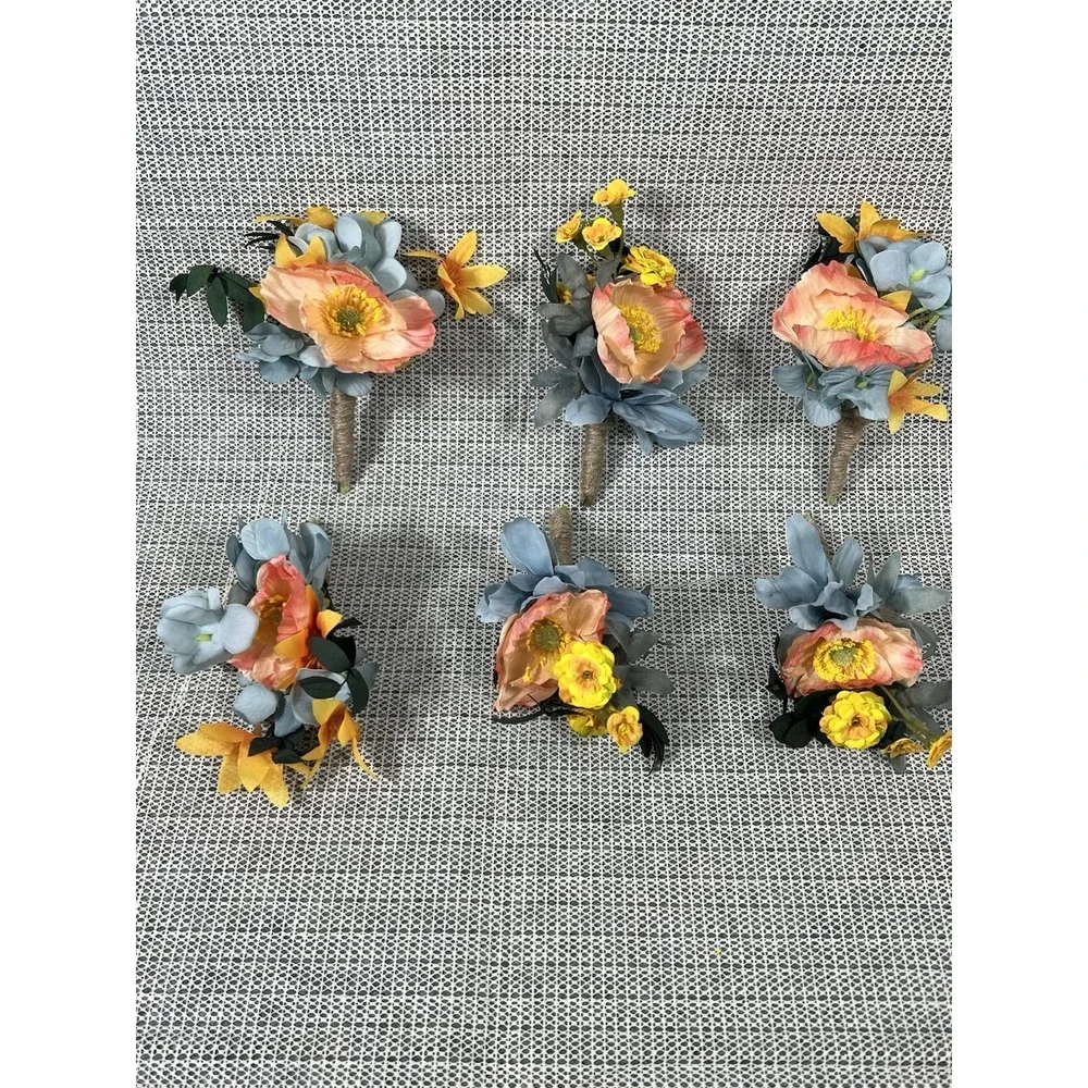 6 Pcs Apricot & Blue Boutonnieres‎